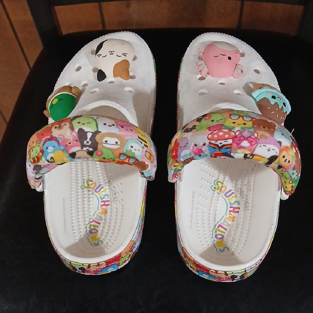 CROCS White Sandals with Cute Character Accents - Picture 2 of 8